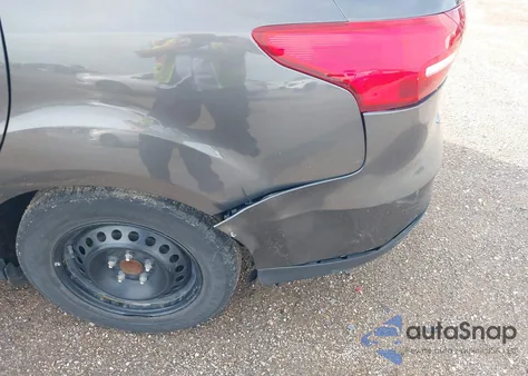 2018 Ford Focus S from USA, damaged, VIN 1FADP3E27JL240113